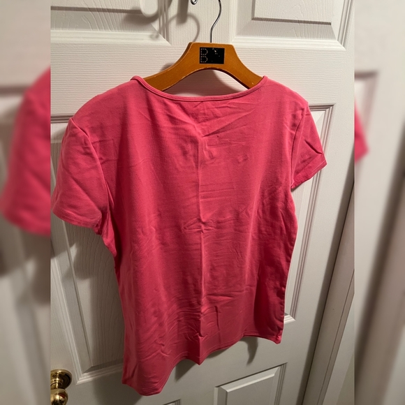 T-Shirt - Picture 3 of 3